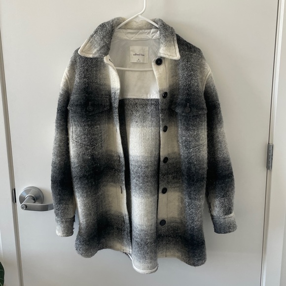 Aritzia Wilfred Free Ganna Shirt Jacket in Plaid Black White - Picture 6 of 6